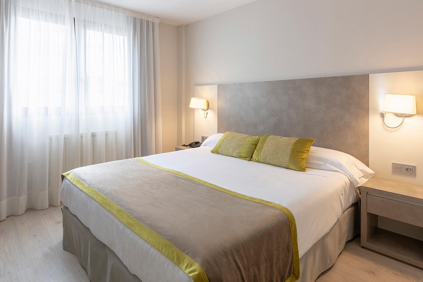 Hotel & Spa Real Jaca Exterior photo