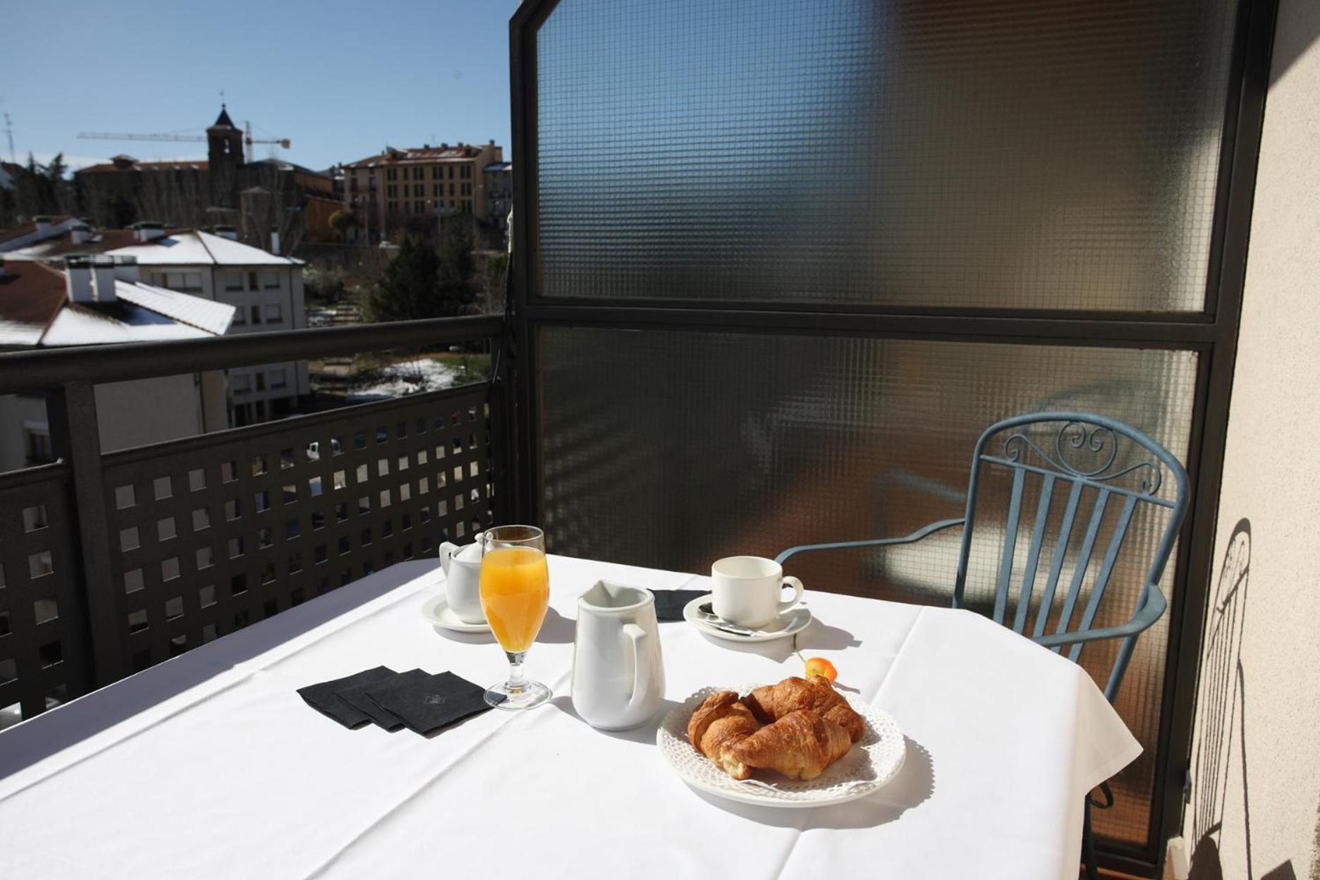 Hotel & Spa Real Jaca Exterior photo
