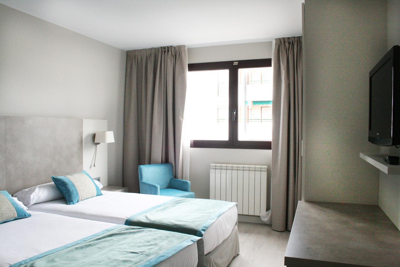 Hotel & Spa Real Jaca Exterior photo