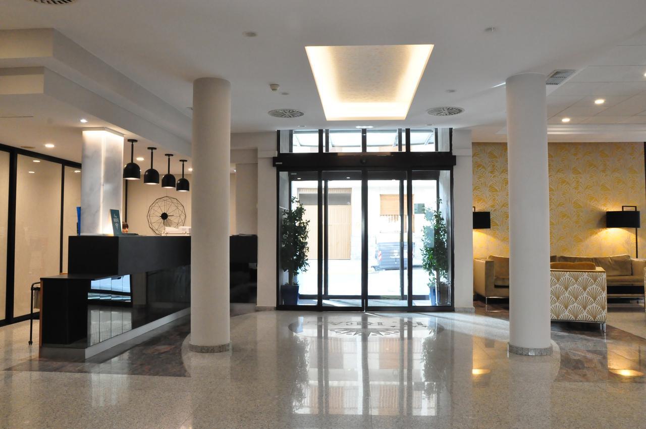 Hotel & Spa Real Jaca Exterior photo