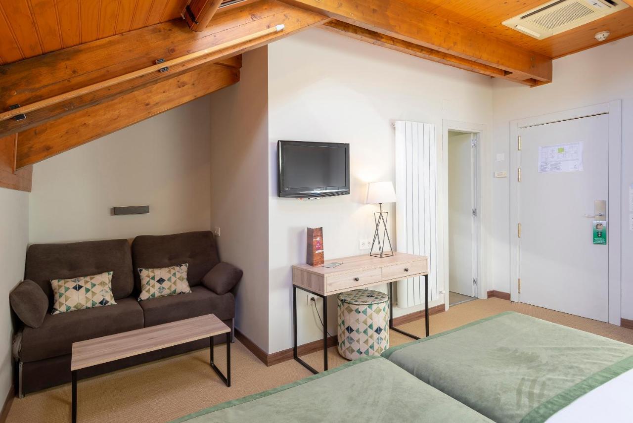 Hotel & Spa Real Jaca Exterior photo